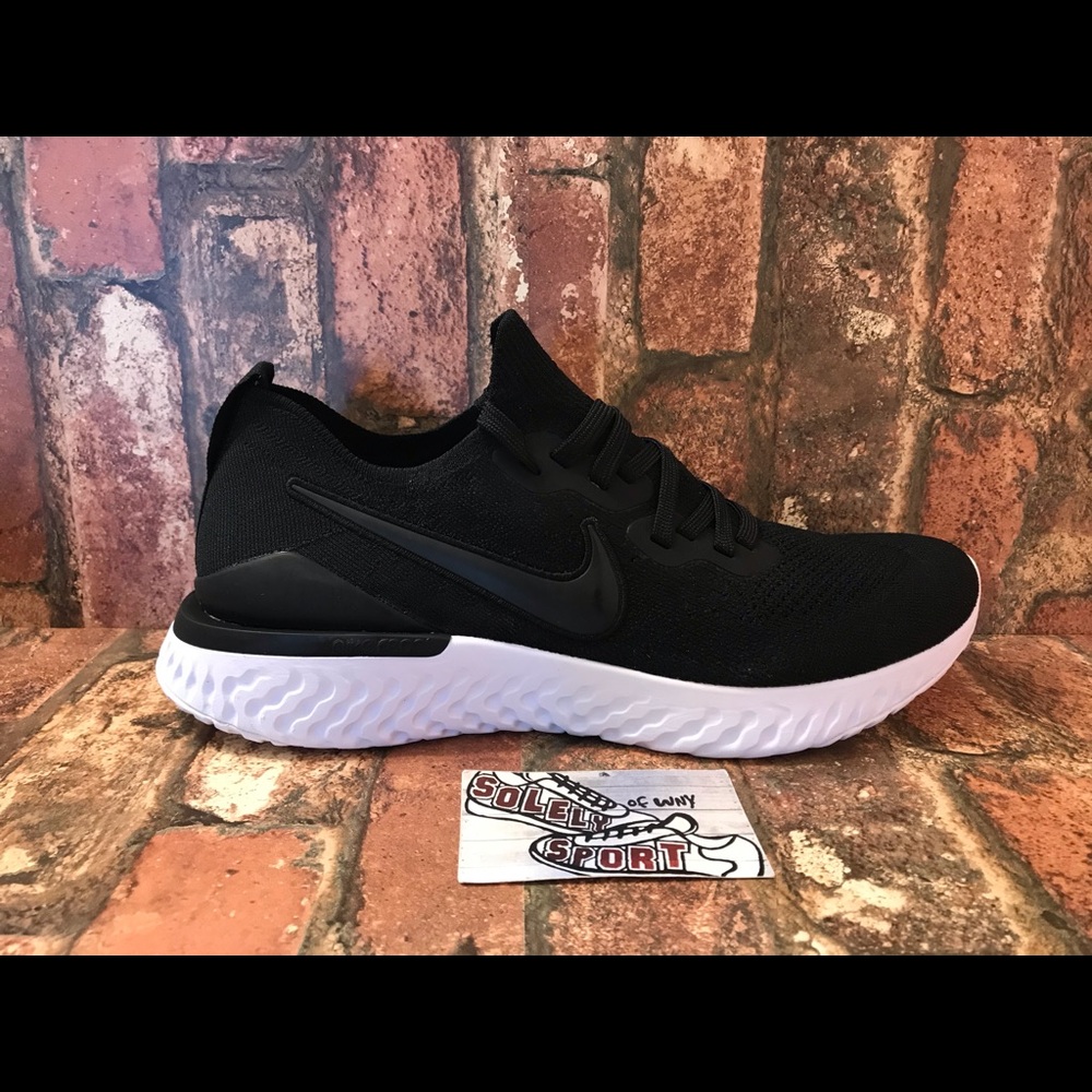 NEW Nike Epic React Flyknit 2 Black White Air Max - Picture 5 of 8